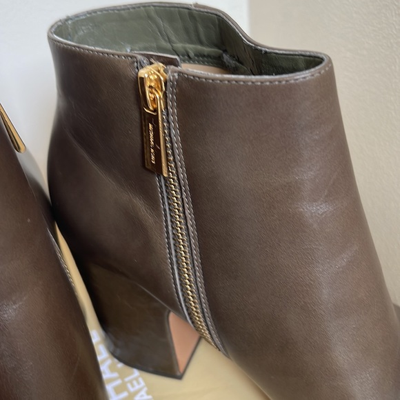 Michael Kors boots size 8.5 - Picture 5 of 9
